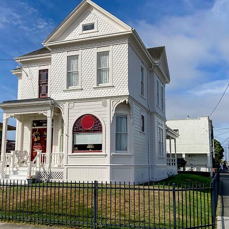 The Victorian Villa Eureka Exterior photo